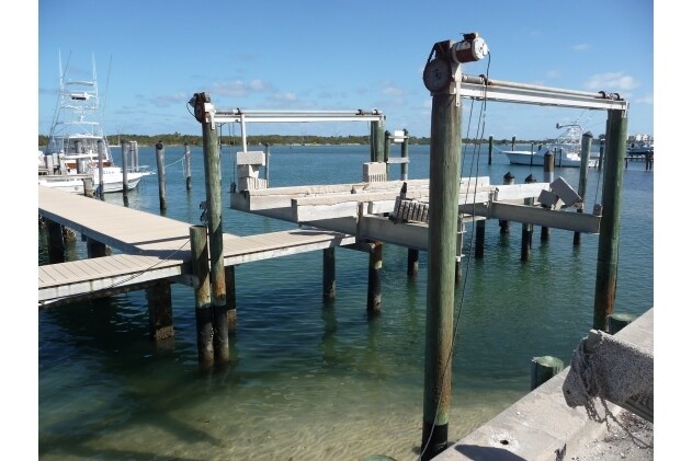 More Photos Of 18261 SE Federal Hwy, Tequesta Marina For Sale