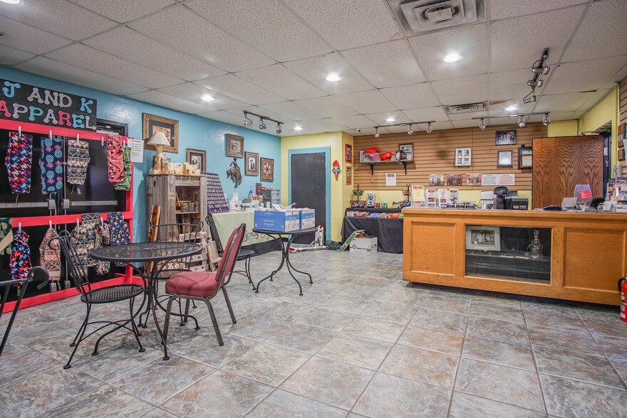 More Photos Of 1005 SW 4th St, Moore Religious Facility For Sale