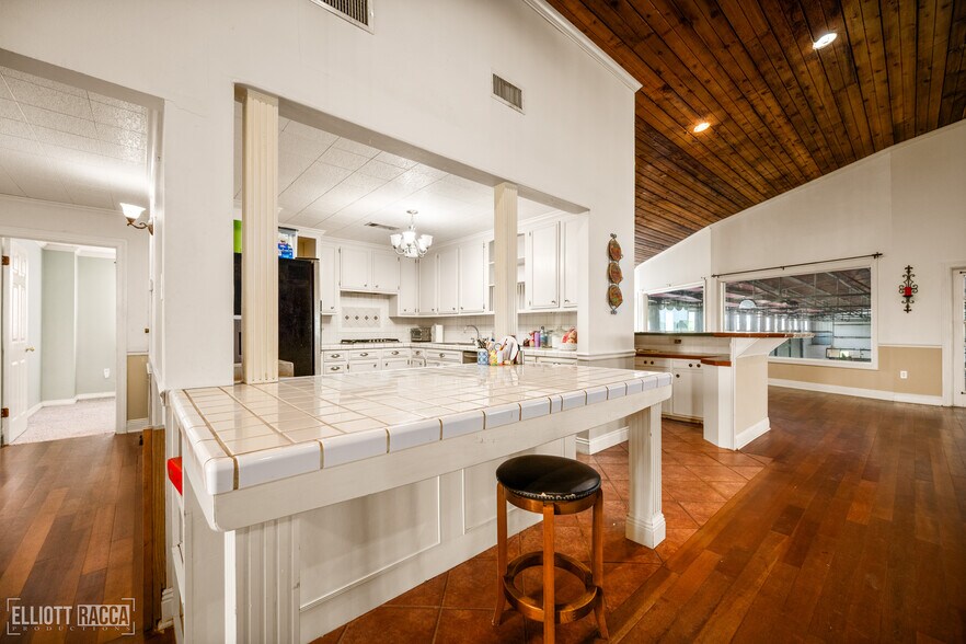 More Photos Of 1785 Old River Rd, Natchitoches Light Manufacturing For Sale