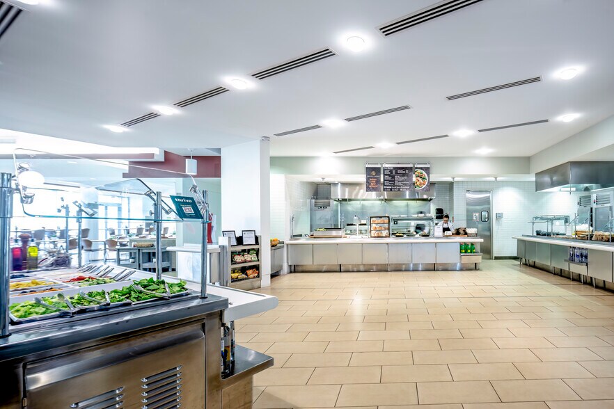 More Photos Of 1345 Enclave Pky, Houston Office For Lease