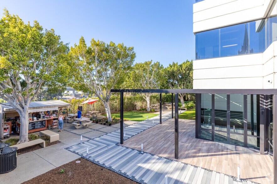 More Photos Of 3655 Nobel Dr, San Diego Office For Lease