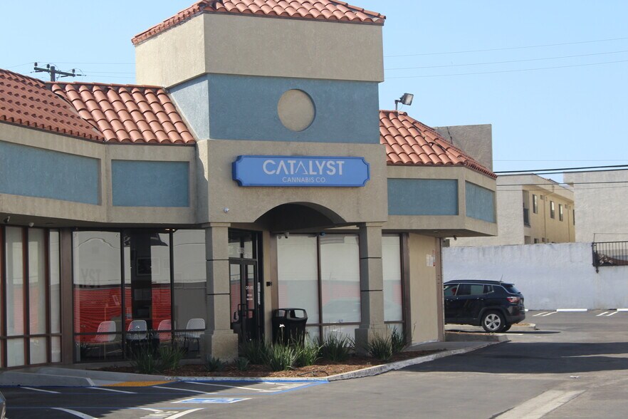 More Photos Of 14115 S Crenshaw Blvd, Hawthorne General Retail For Sale