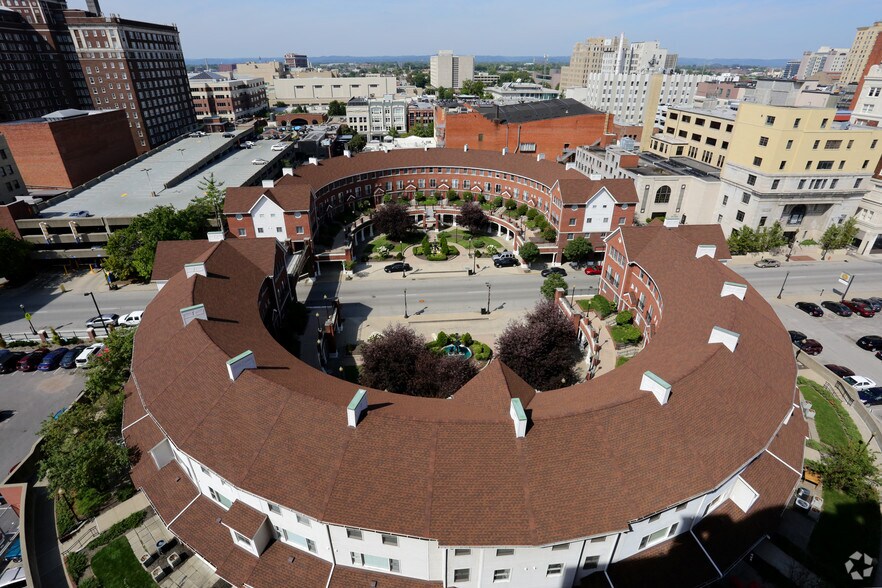 More Photos Of 657 S 3rd St, Louisville Apartments For Lease