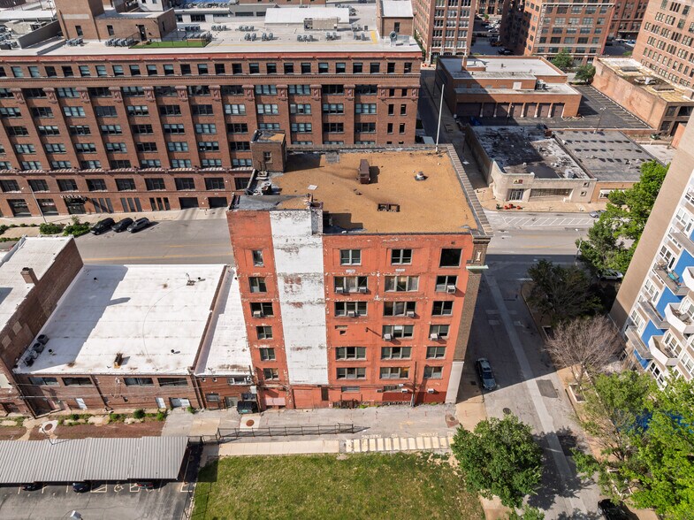 More Photos Of 1700 Olive St, Saint Louis Office For Sale