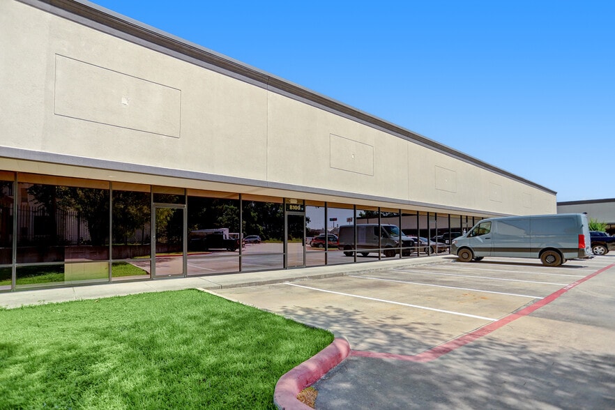 More Photos Of 25003 Pitkin Rd, Spring Unknown For Lease