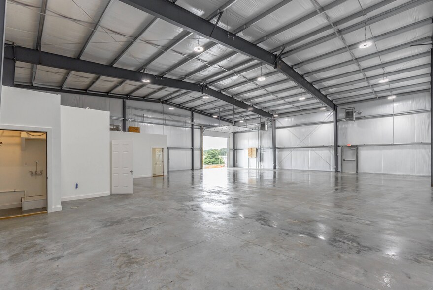 More Photos Of 3906 Caine Ln, Chattanooga Industrial For Sale