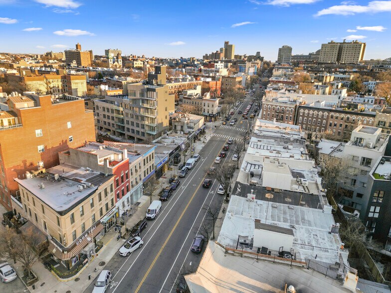 More Photos Of 671-689 Washington Ave, Brooklyn Storefront For Lease
