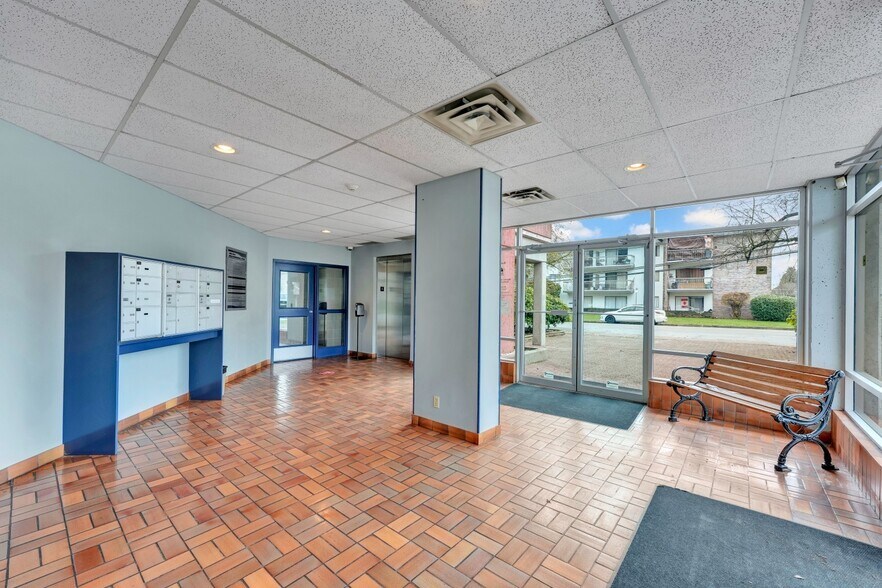 More Photos Of 11861 88 Av, Delta Office For Lease