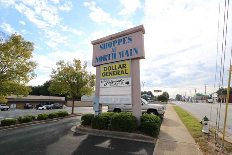 More Photos Of 341 N Main St, Woodruff Unknown For Lease