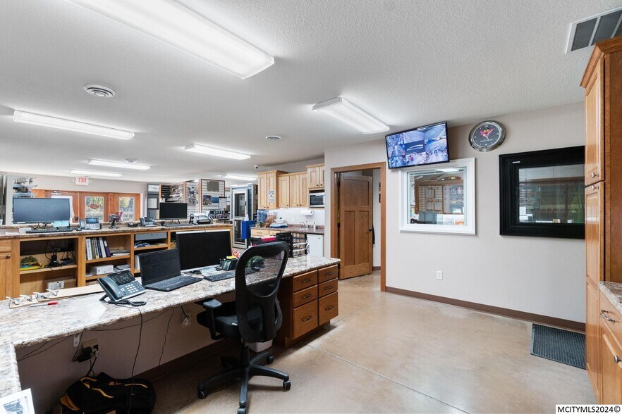More Photos Of 390 E US Highway 18, Garner Showroom For Sale