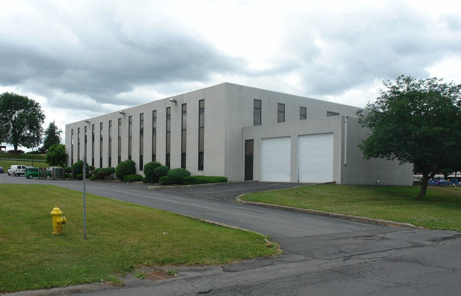 More Photos Of 890 7th North St, Liverpool Office For Lease