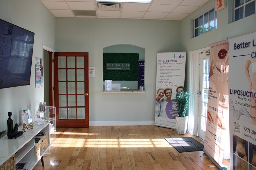 More Photos Of 2831 Alternate 19, Palm Harbor Office For Lease