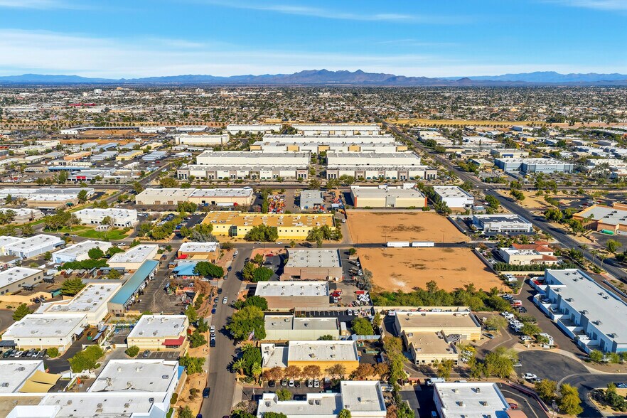 More Photos Of 1425 N Mondel Dr, Gilbert Warehouse For Lease