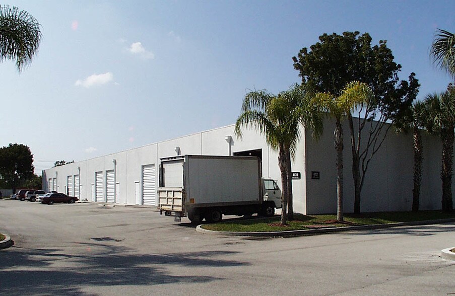 More Photos Of 4101 SW 47th Ave, Davie Unknown For Lease
