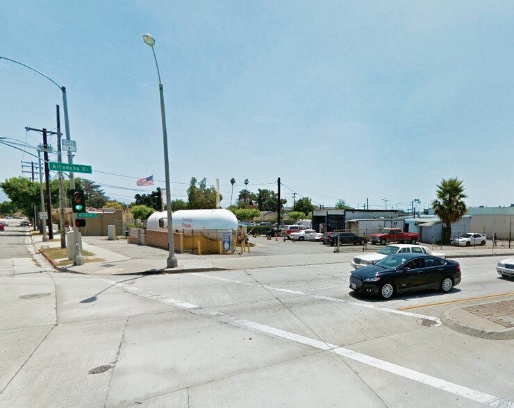 More Photos Of 240 N Altadena Dr, Pasadena Land For Sale