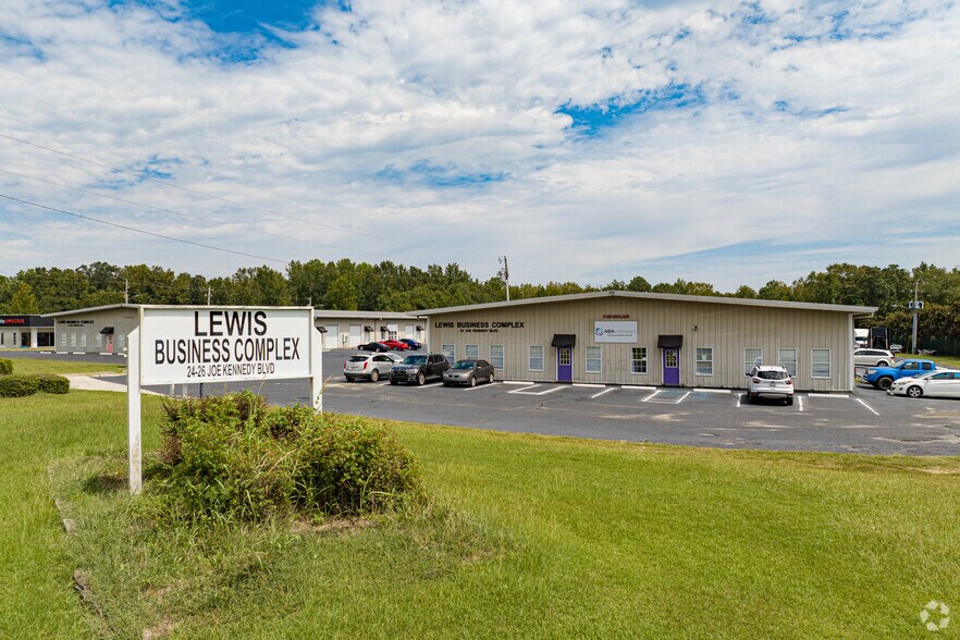 More Photos Of 24 Joe Kennedy Blvd, Statesboro Warehouse For Lease