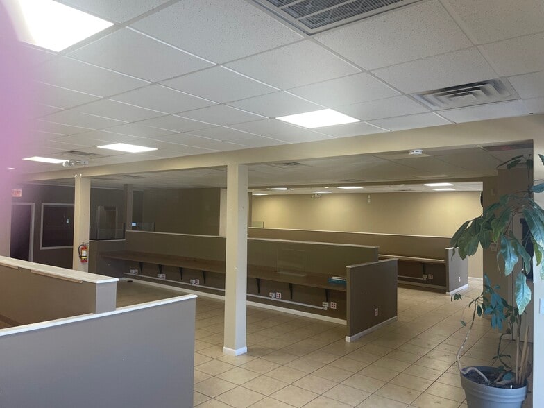 Primary Photo Of 7625-7629 W 63rd St, Summit Storefront Retail Office For Sale