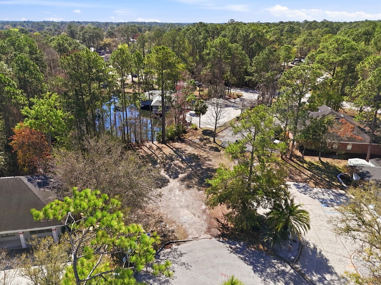 More Photos Of 3683 Crown Point Rd, Jacksonville Storefront Retail Office For Sale