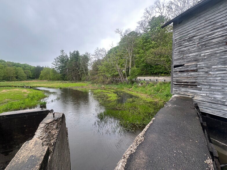 More Photos Of 198 Jackson St, Thompson Land For Sale