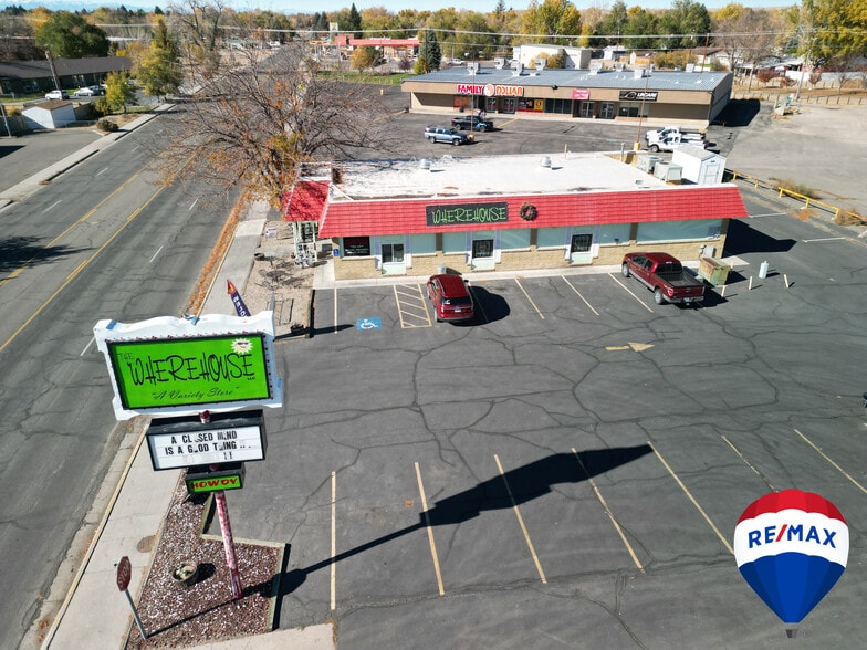 More Photos Of 608 E Pershing Ave, Riverton Storefront For Sale