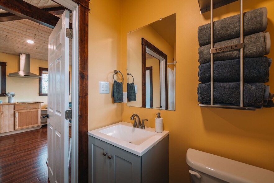 More Photos Of 250 Wood Thrush Lane, Rogers Specialty For Sale