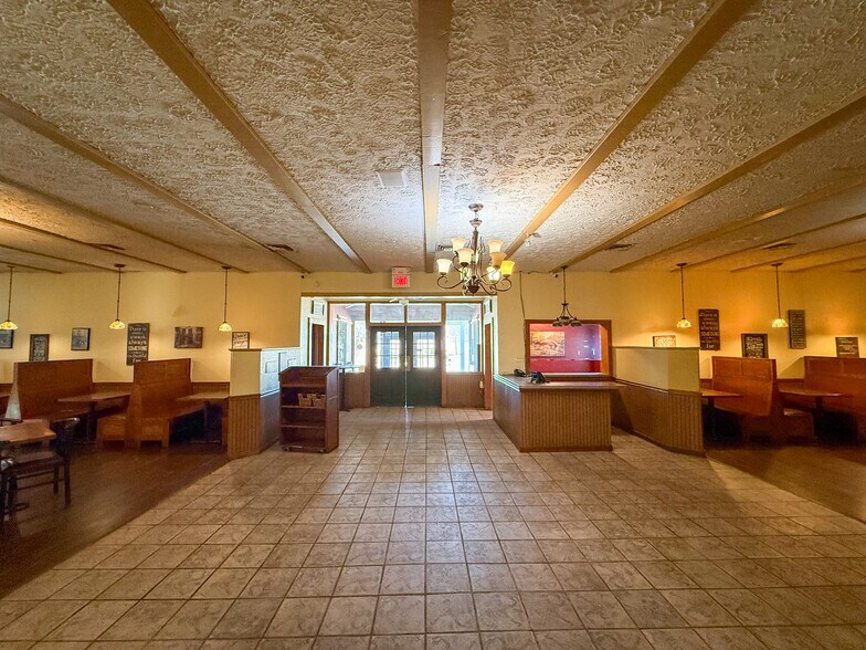 More Photos Of 619 Oakland Rd, Spindale Restaurant For Lease