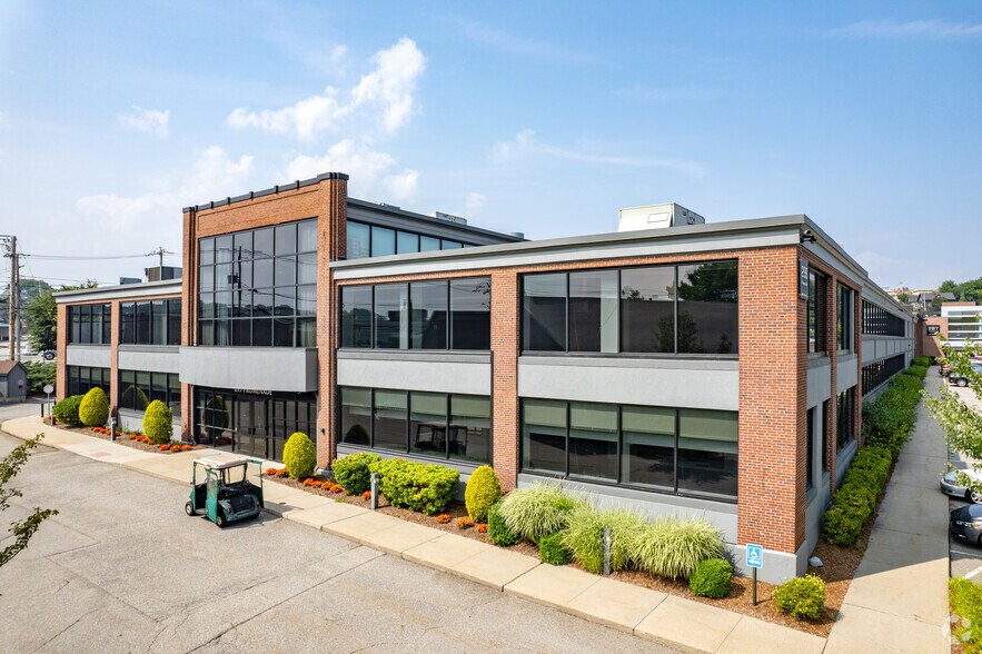 More Photos Of 235 Promenade St, Providence Unknown For Lease