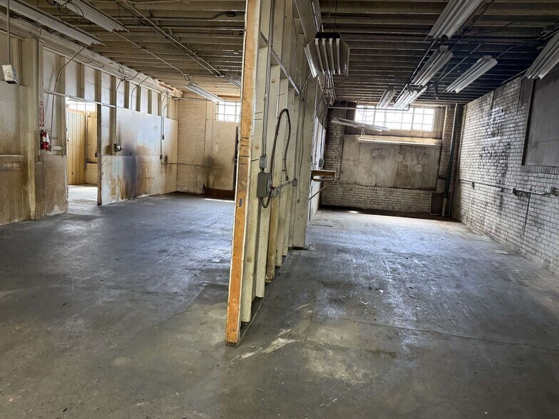 More Photos Of 646 N Thompson St, Portland Manufacturing For Lease