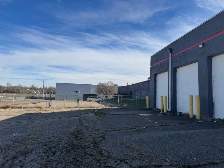 More Photos Of 131 N Hedges St, Dayton Warehouse For Sale