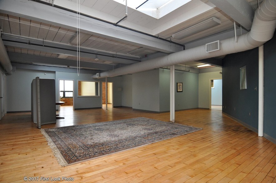 More Photos Of 49 Pavilion Ave, Providence Office For Lease