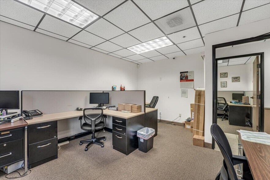More Photos Of 6540 S Pecos Rd, Las Vegas Unknown For Lease
