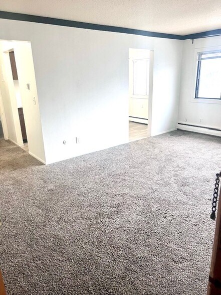 More Photos Of 729 Oakdale Ave, Saint Paul Apartments For Sale
