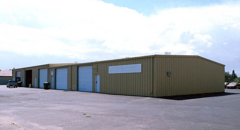 More Photos Of 1182-1200 Market St, Yuba City Warehouse For Lease