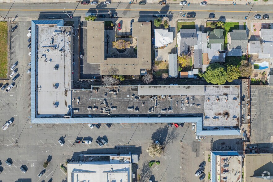 More Photos Of 1611-1663 A St, Antioch Freestanding For Sale