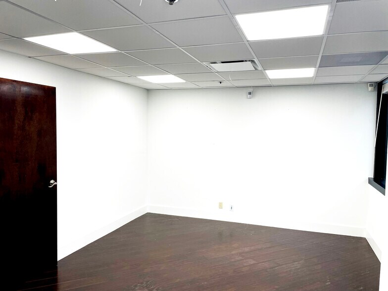 More Photos Of 200 S Andrews Ave, Fort Lauderdale Medical For Lease