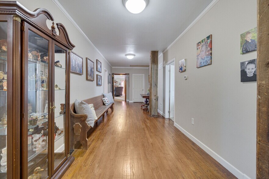More Photos Of 305 N Main St, Ste Genevieve Storefront Retail Residential For Sale