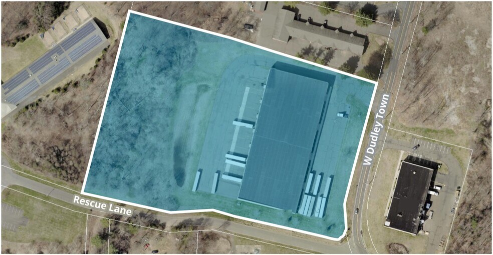 More Photos Of 95 W Dudley Town Rd, Bloomfield Distribution For Lease