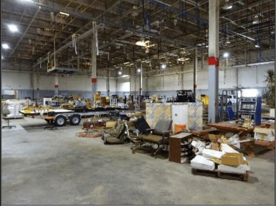 More Photos Of 144 Parkview St, Westminster Distribution For Sale