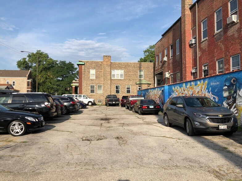 More Photos Of 1814 S Union Ave, Chicago Religious Facility For Sale