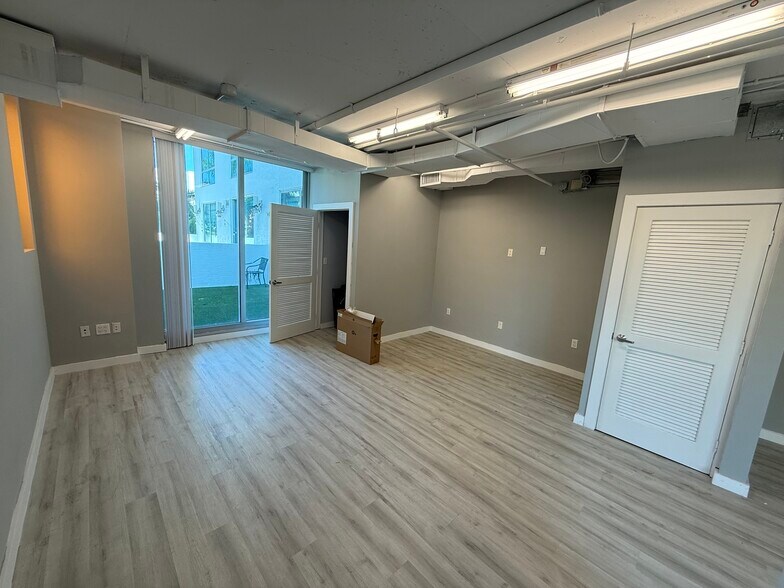 More Photos Of 333 NE 24th St, Miami Office Residential For Lease