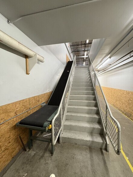 More Photos Of 1155 Fuller Ave NE, Grand Rapids Drugstore For Lease
