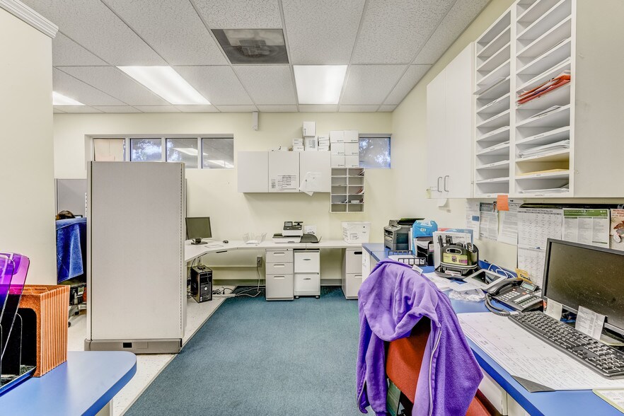 More Photos Of 5205 Village Blvd, West Palm Beach Medical For Lease