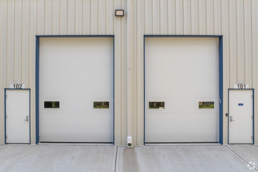 More Photos Of 504 Whitesville Rd, Jackson Warehouse For Lease