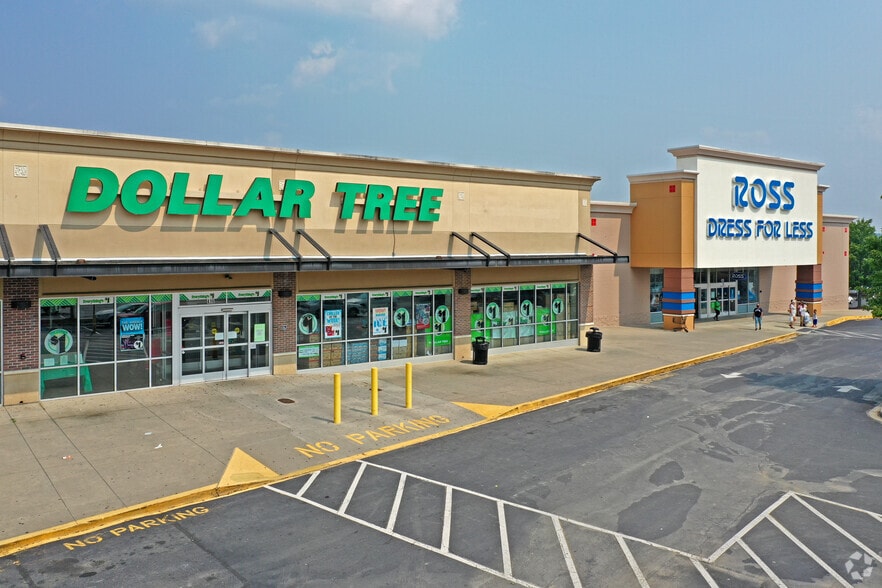 More Photos Of 360-430 E Hanes Mill Rd, Winston-Salem Unknown For Lease