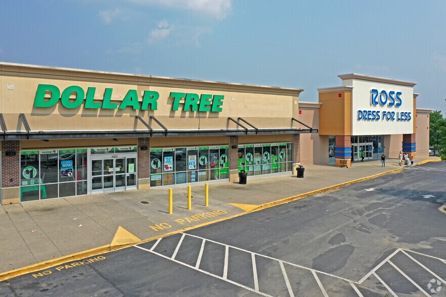 More Photos Of 360-430 E Hanes Mill Rd, Winston-Salem Unknown For Lease