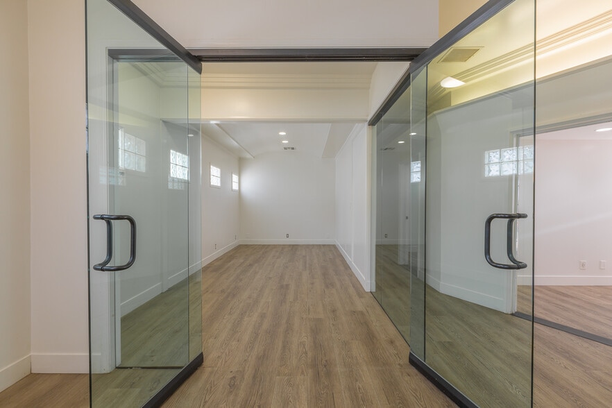 More Photos Of 1544 Anaheim St, Harbor City Storefront Retail Residential For Sale