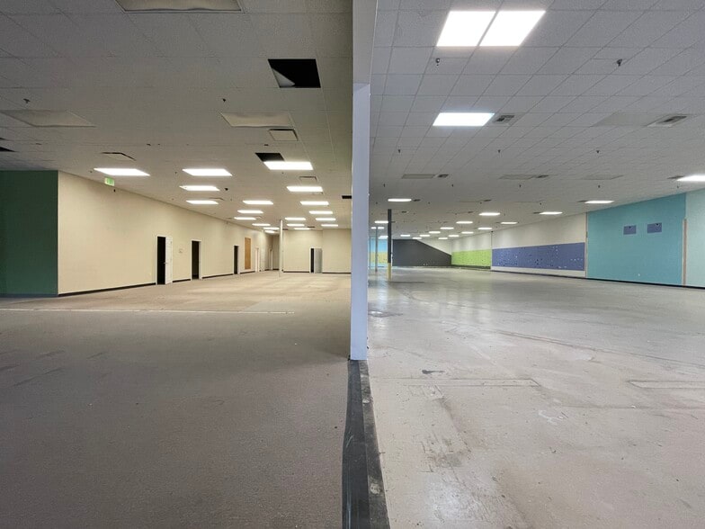 More Photos Of 1825 McFarland Blvd N, Tuscaloosa Unknown For Lease