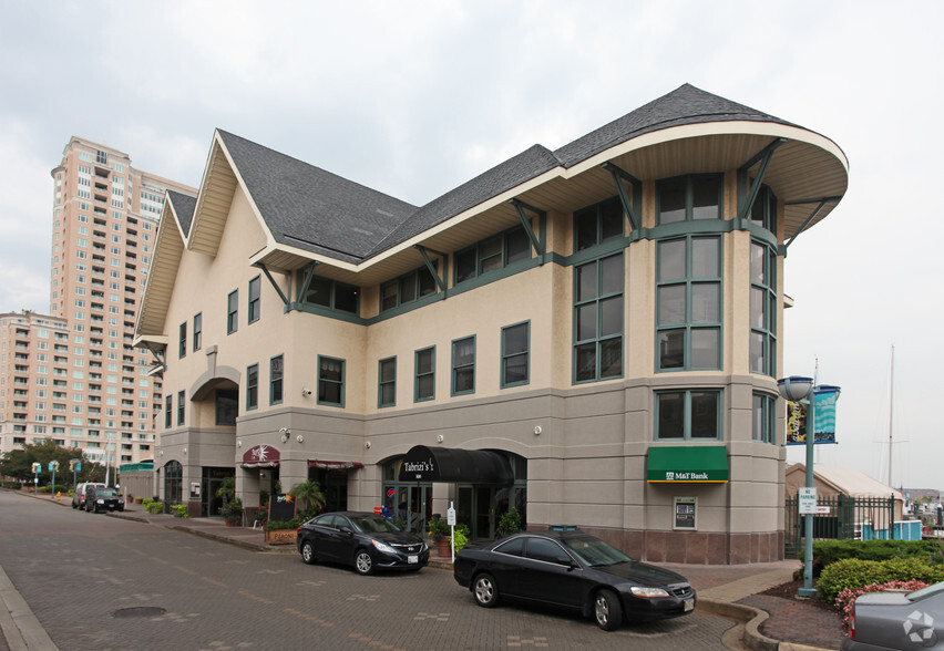 Primary Photo Of 500 Harborview Dr, Baltimore Marina For Lease