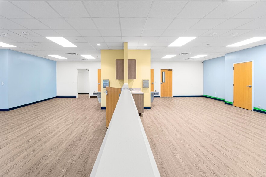 More Photos Of 481 Shores Blvd, Saint Augustine Medical For Lease