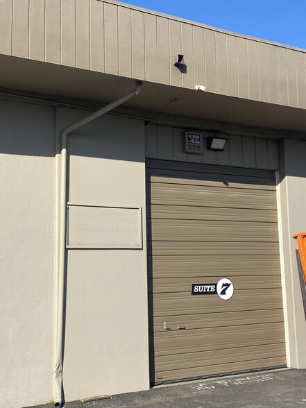 More Photos Of 1308 Dynamic St, Petaluma Flex For Lease